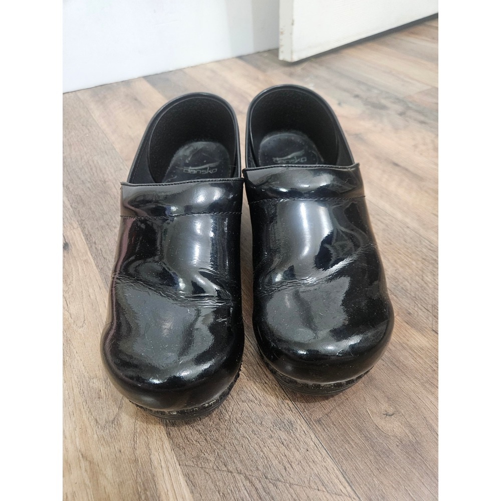 Dansko Professional Black Patent Leather Clogs Wide Fit Size 42